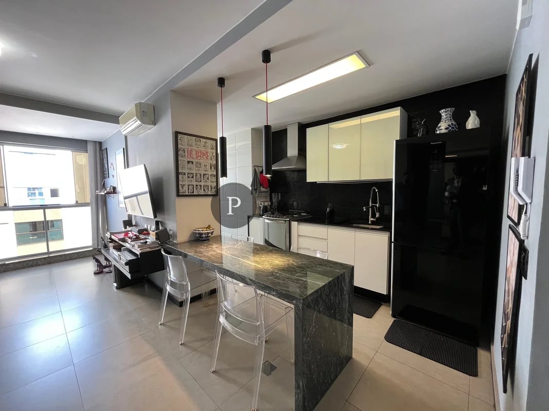 Excelente oportunidade em Brasília: apartamento de 2 quartos, sendo 1 suíte, no…